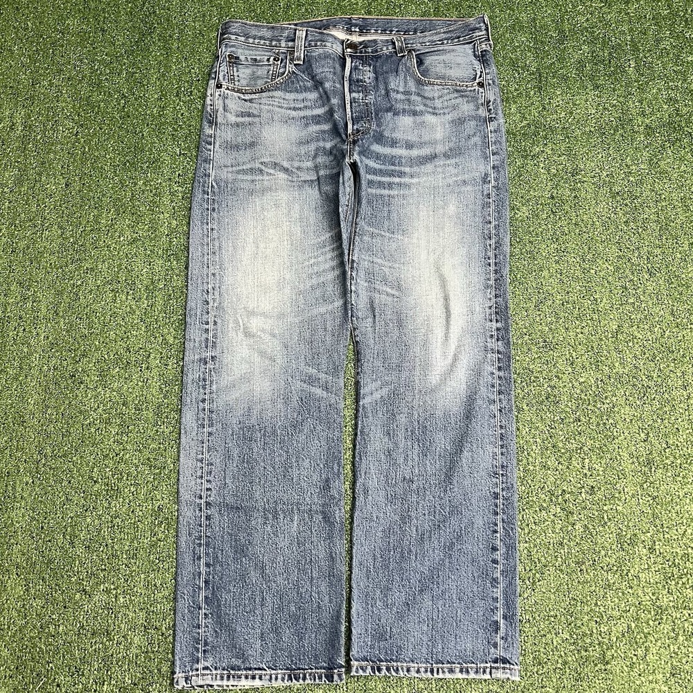 Levi's 501 Original Fit Jeans Mens 36x30 Button Fly Straight Leg Classic Vintage